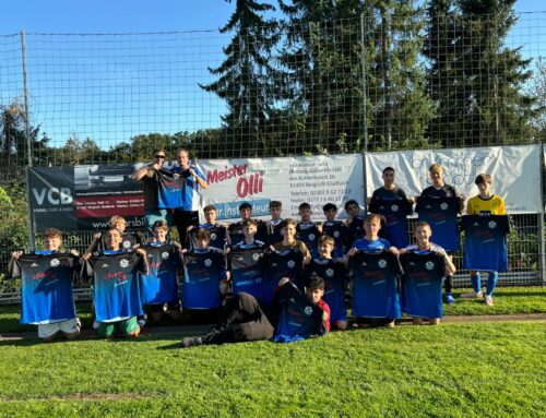 Neue Trikots für unsere U17-2