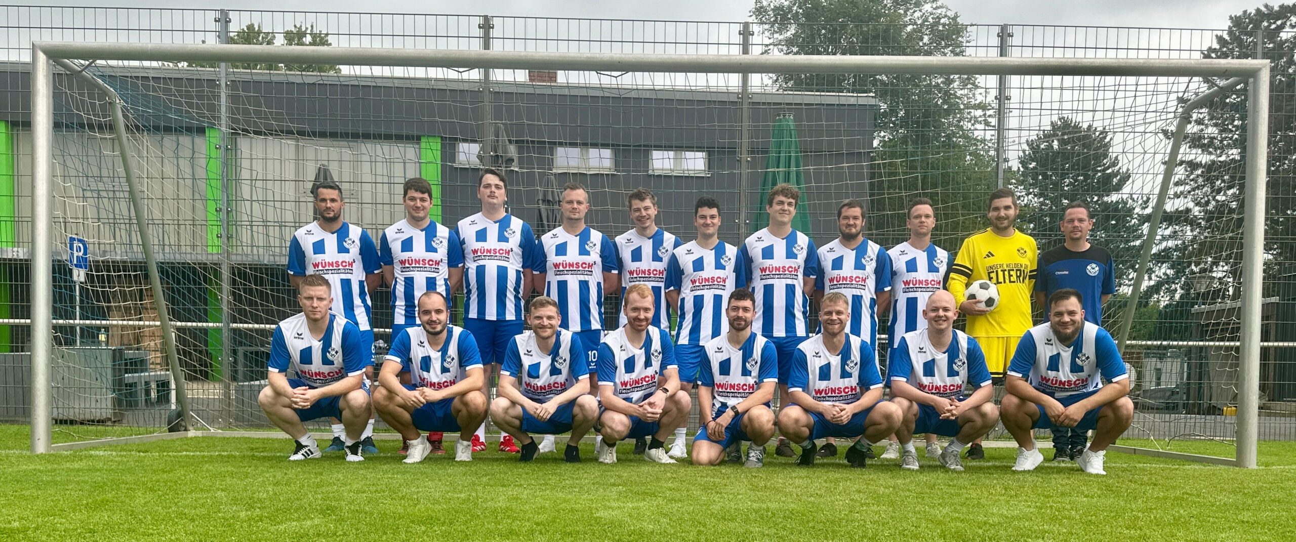 1 Mannschaft Teamfoto
